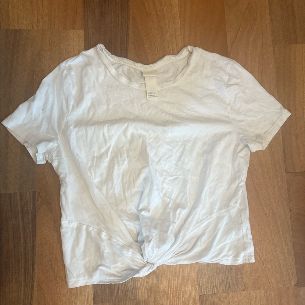 H&M White Short Sleeve Knotted Tee